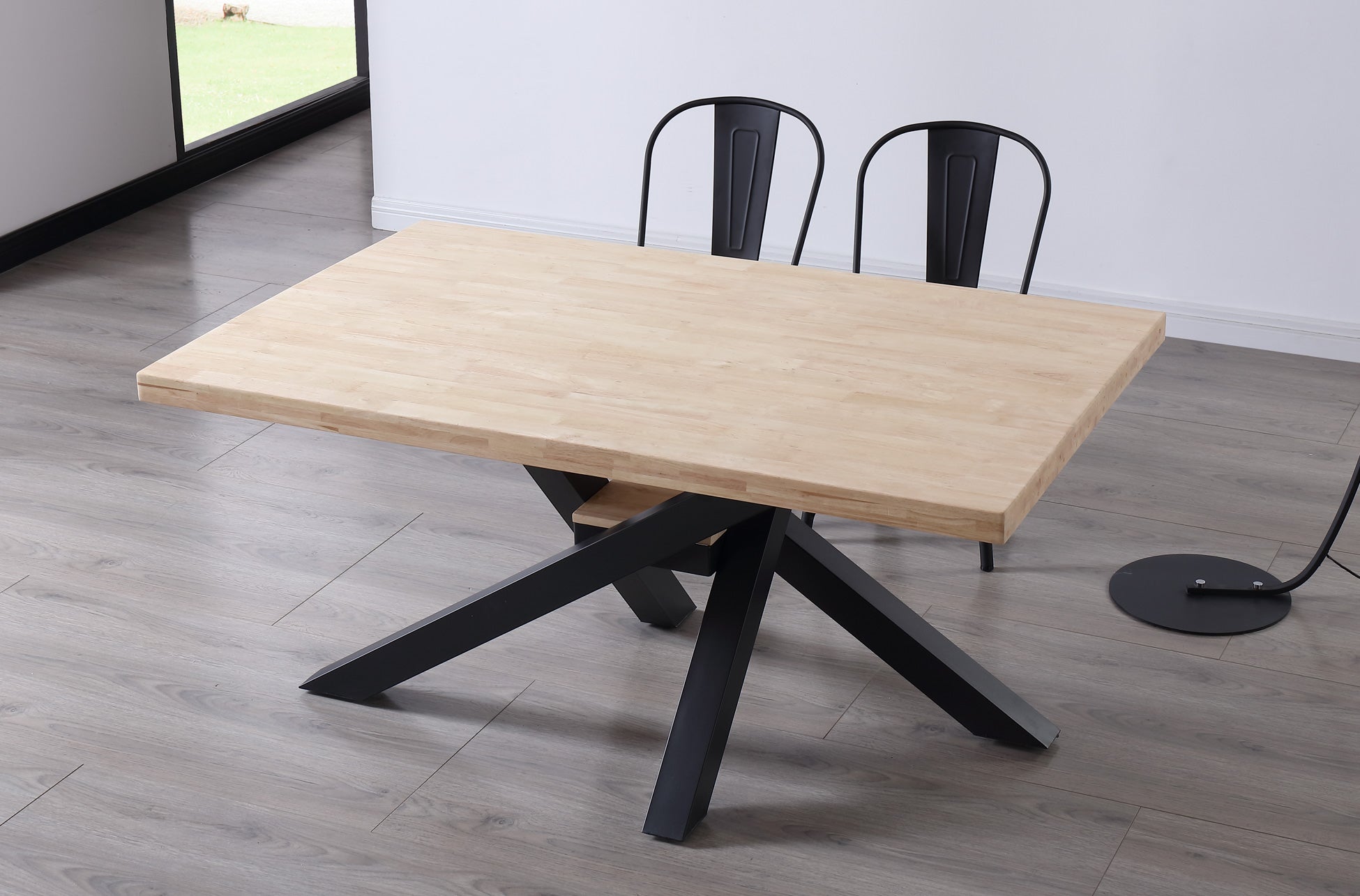 Mesa de comedor Broyle roble claro